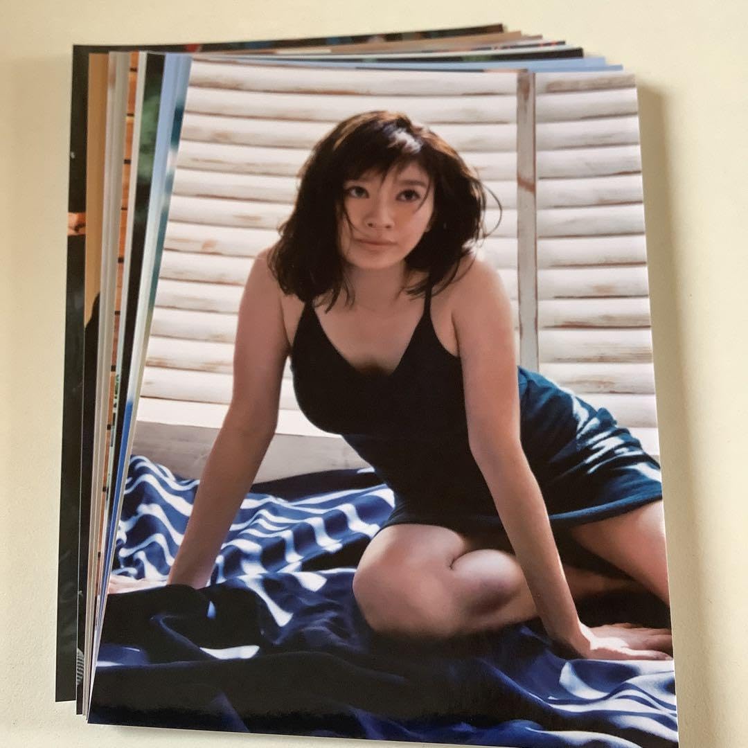 Amazon.co.jp: 80475) 篠原涼子 L判写真10枚set : ホーム＆キッチン